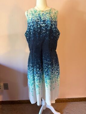 Women’s Sleeveless Ombre Blue Floral Dress